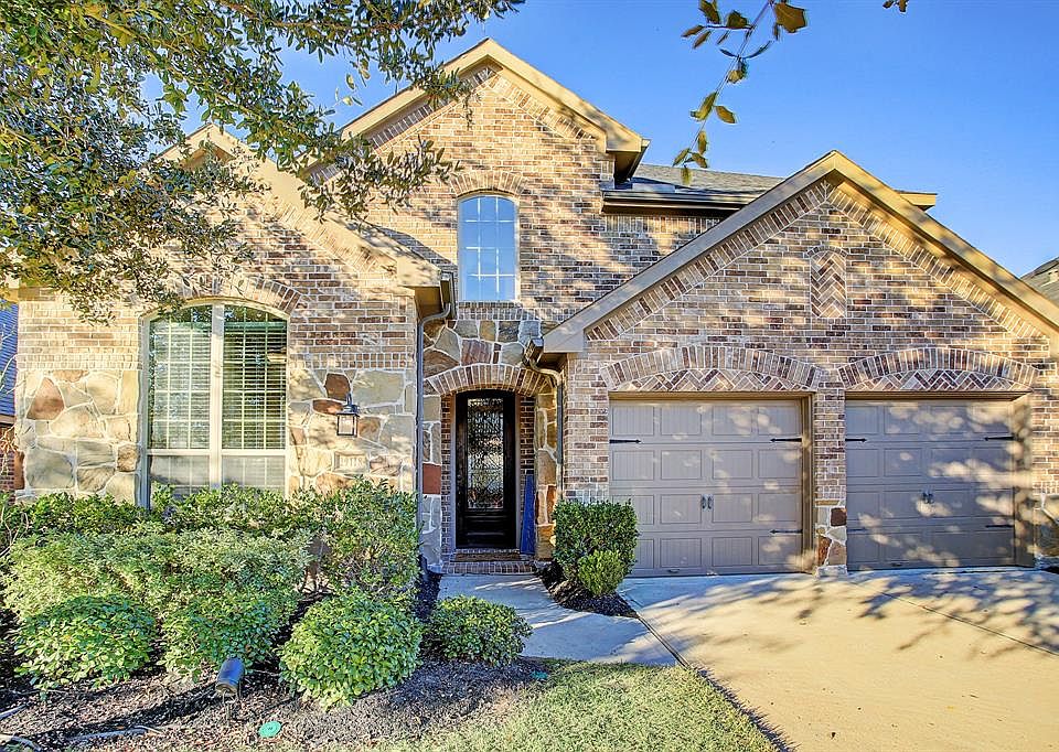 1st image of 29118 Bentford Manor Ct