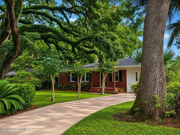 200 Reynolds St, Brunswick, GA 31520