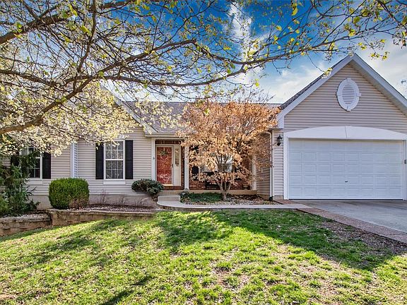 2nd image of 1800 Belmont Ct