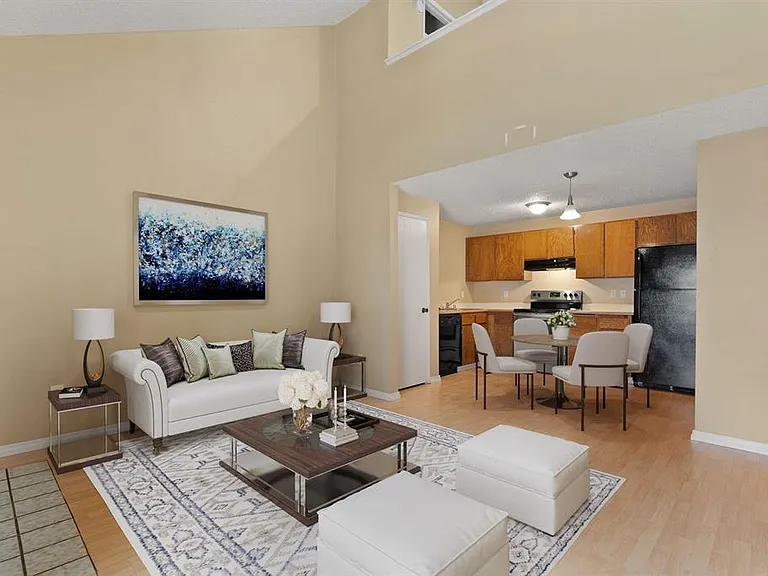 8612 N Mayfair St #6 — Photo 8
