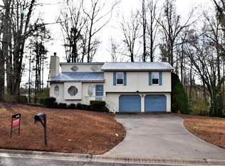 80 Oakridge Dr, Ellenwood, GA 30294