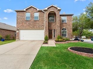 6121 Goldenrod Dr, Denton, TX 76208