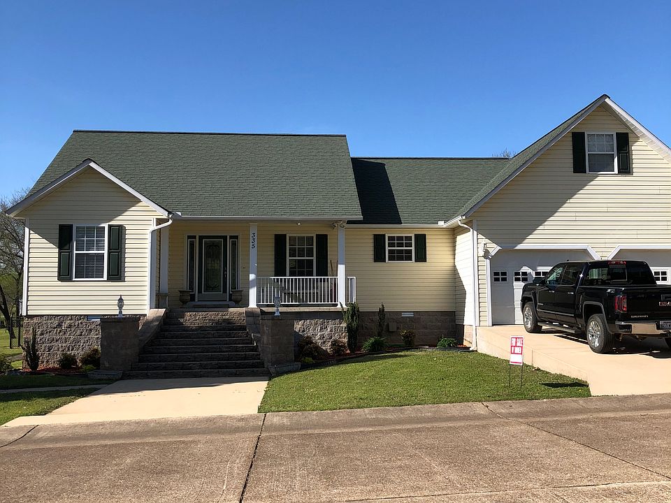 335 Pebble Creek Dr.  Moun
