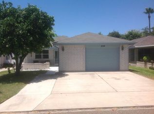 2104 Green Gate Cir W, Palmview, TX 78572