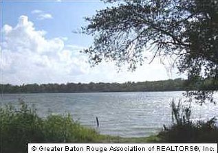 1st image of W Lake Dr