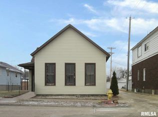 412 4th Ave N, Clinton, IA 52732