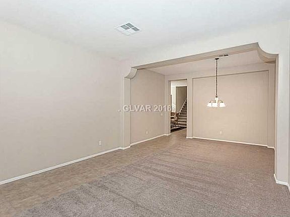 3rd image of 11224 Newbury Hills Ave