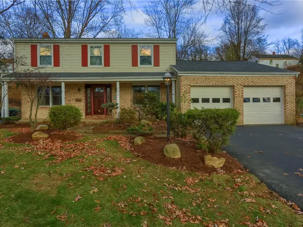 1273 Greystone Dr, Pittsburgh, PA 15241