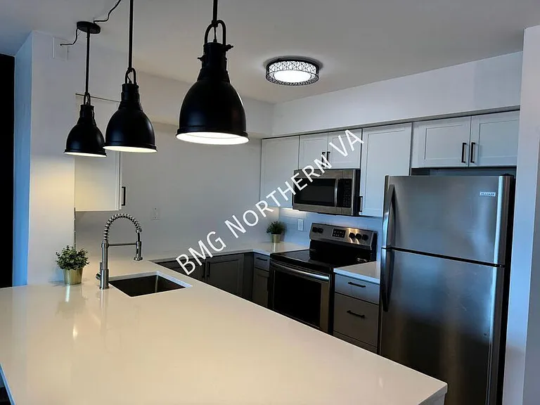 1200 Braddock Pl #507 — Photo 7