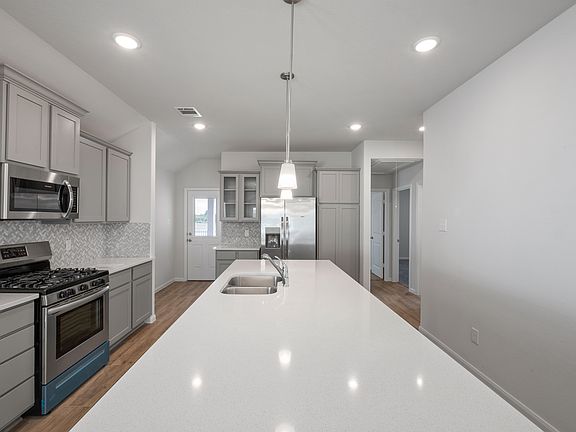 1227 Marvista 8