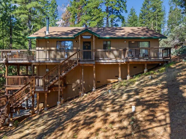 2518 Elizabeth Dr, Arnold, CA 95223