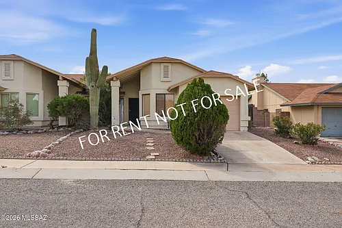 9960 E Banister Dr Photo 1