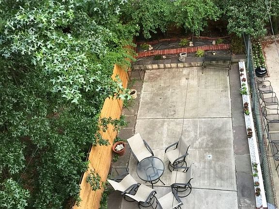 5th image of 420 Hancock St #1