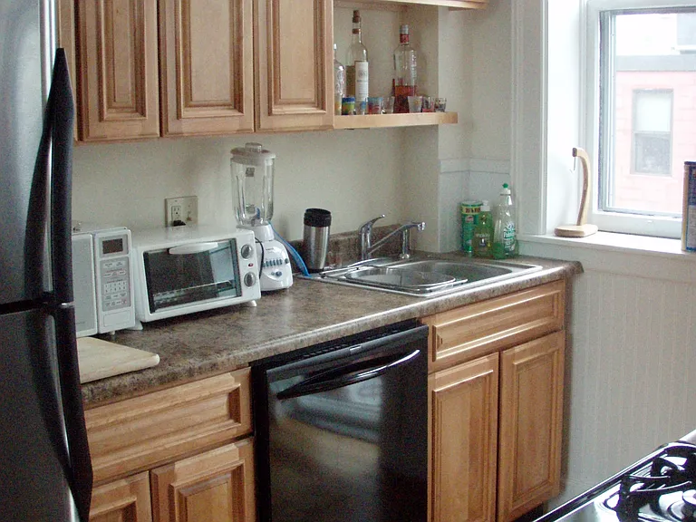 132 3rd St #2 — Photo 13
