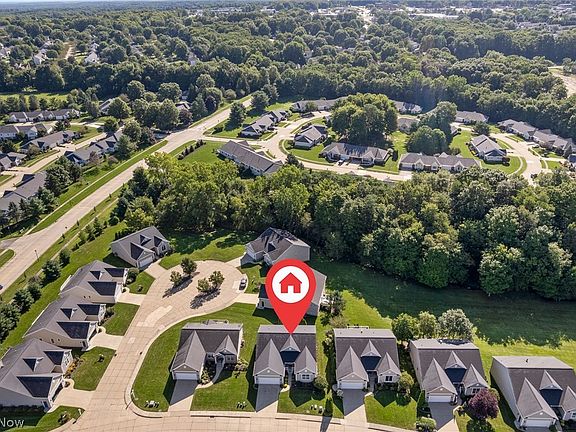 2nd image of 995 Flanders Dr