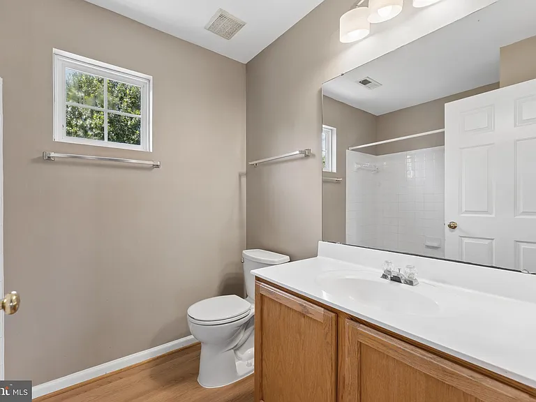 15121 Toccoa Ct — Photo 35