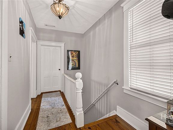 5th image of 530 E 35th Street