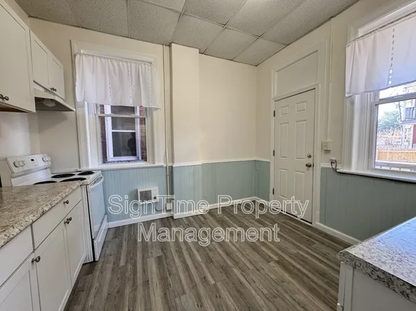 103 E Washington St APT 1E, Hagerstown, MD 21740