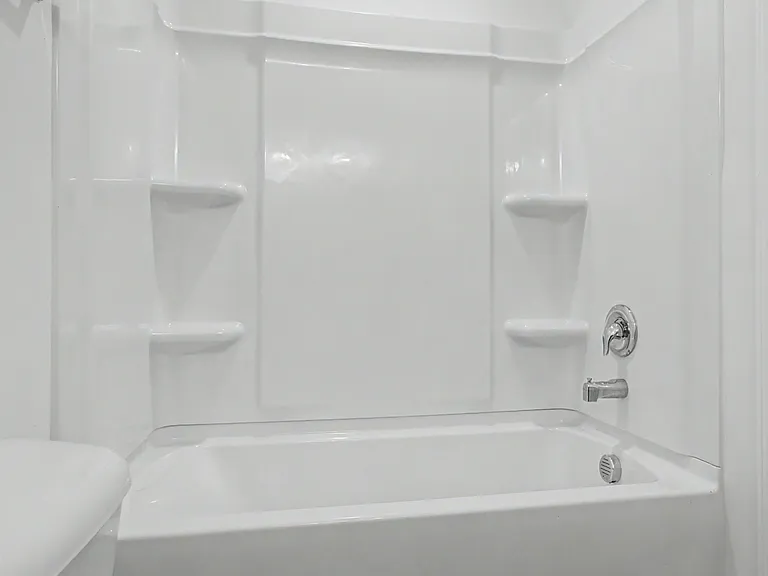 76 Saint Johns Ct — Photo 26