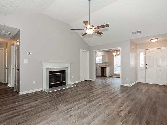 4th image of 5907 Pennycross Ln