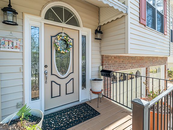 4th image of 100 Azalea Dr