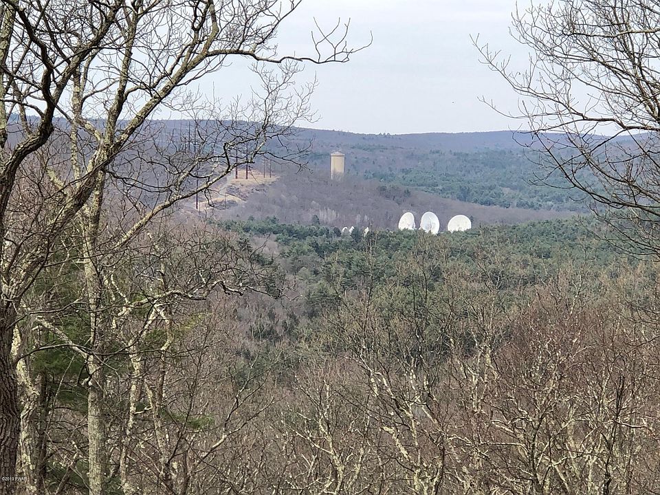 1st image of 337 Blue Heron Way
