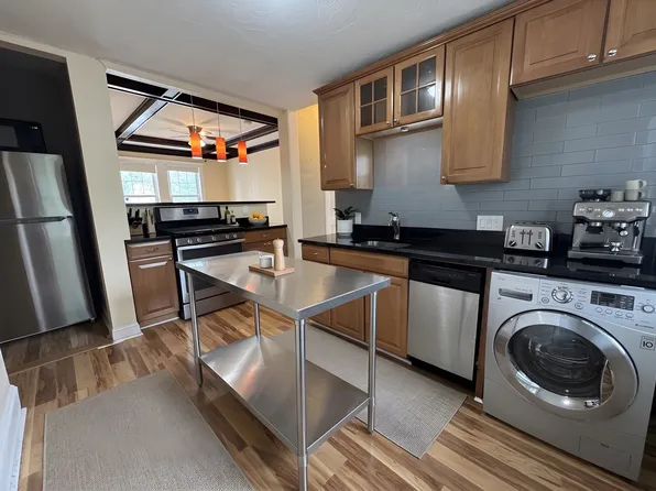 1742 Commonwealth Ave #2.5, Brighton, MA 02135