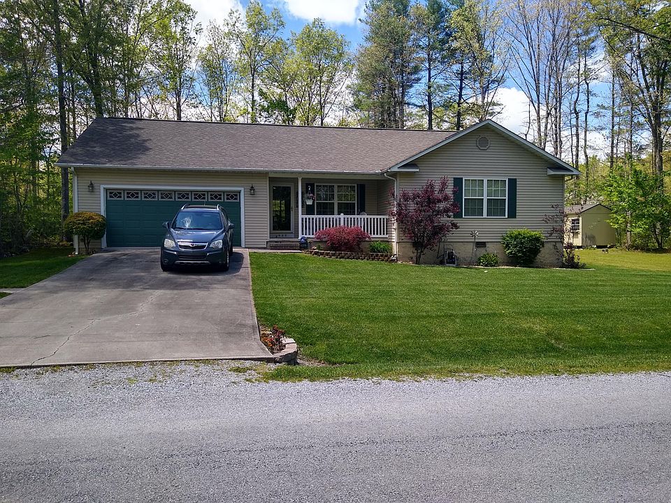 1st image of 3027 Warpath Dr