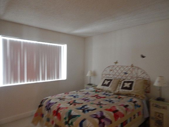 5th image of 516 Emerald Bay Rd #333