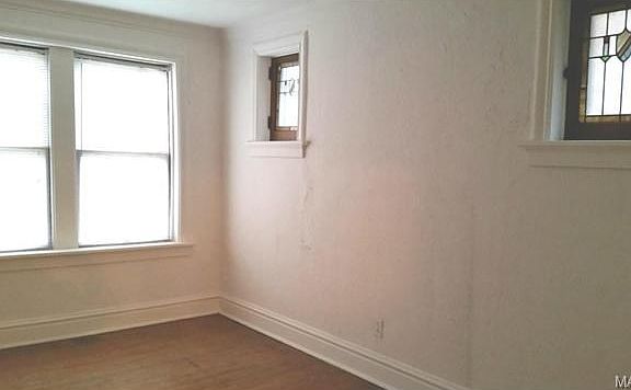 3rd image of 5064-5066 Pernod Ave