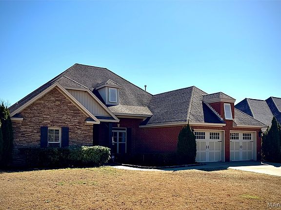 3rd image of 1504 Trolley Rd