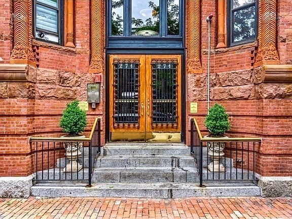 2nd image of 271 Dartmouth St APT 5B