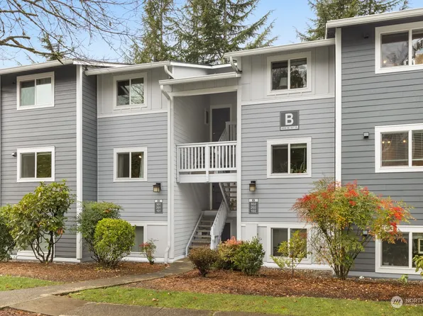 14006 NE 181st Place #B201, Woodinville, WA 98072