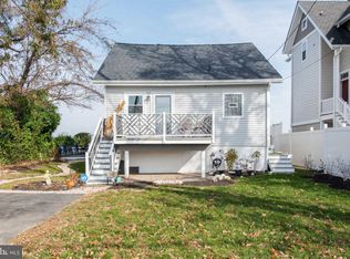 2130 Lake Dr, Pasadena, MD 21122