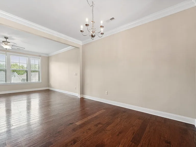 1359 Town Home Dr — Photo 11