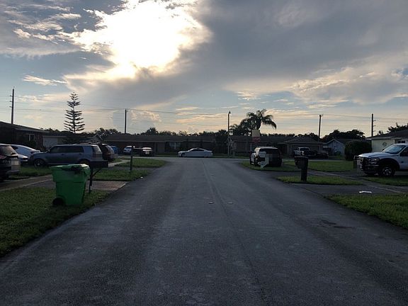 4th image of 11320 NW 29th Pl