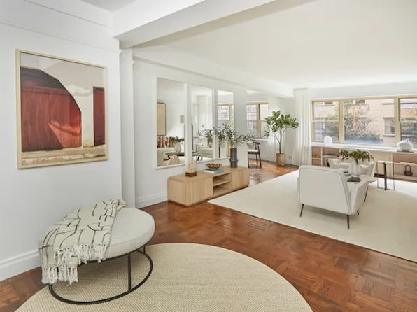 415 East 52nd Street image 2 of 11