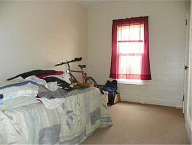 5th image of 1110 Newland Ave