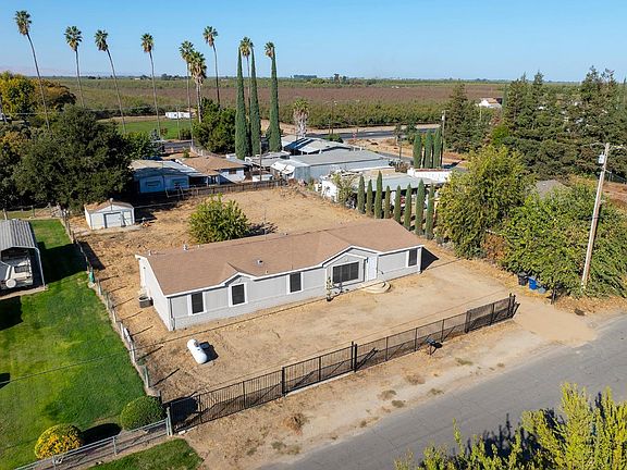 3rd image of 5207 Avenue A