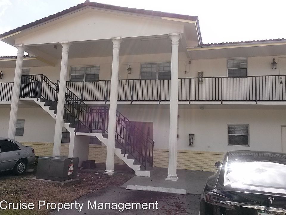1st image of 8600 NW 40th St APT 3