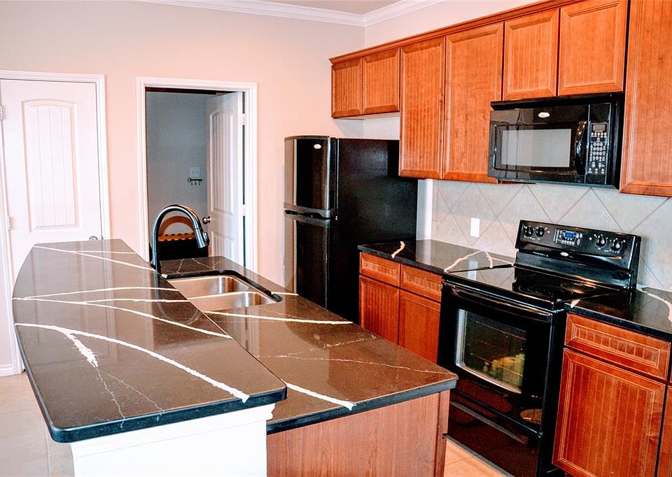 1st image of 1020 Texas St APT 3202