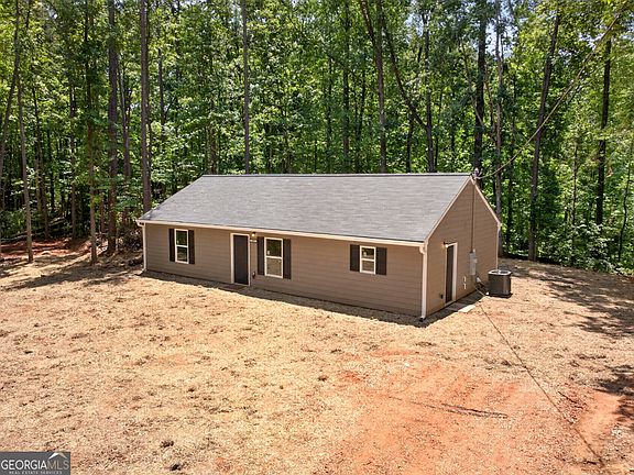 2nd image of 139 Fairlane Dr