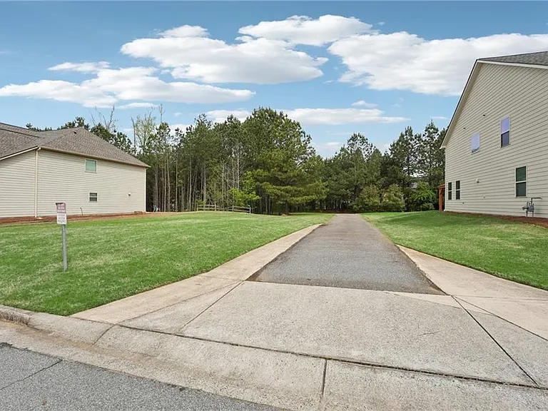 6370 Shiloh Woods Dr — Photo 68