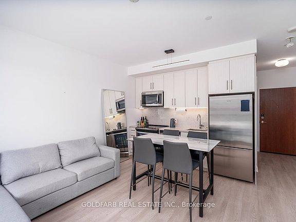 5th image of 271 Sea Ray Ave #B112