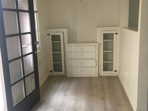 2nd image of 520 E Willow St APT 18
