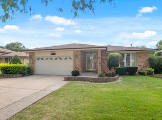 830 Academy Ave, Matteson, IL 60443