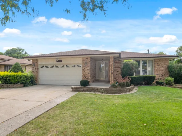830 Academy Ave, Matteson, IL 60443