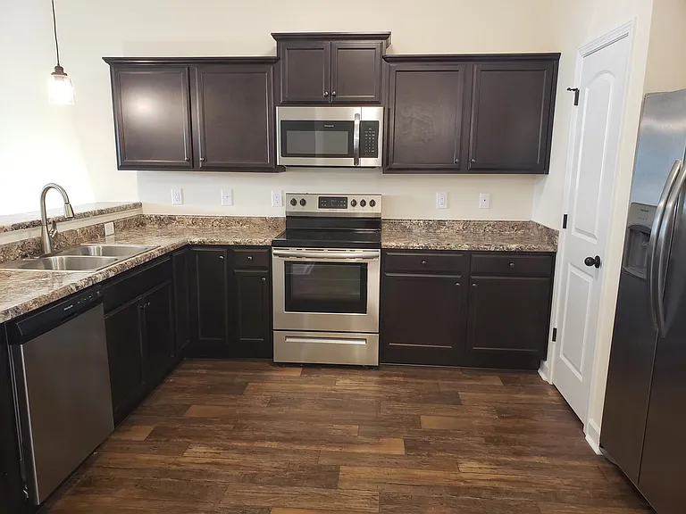 409 Justice Farm Dr — Photo 8