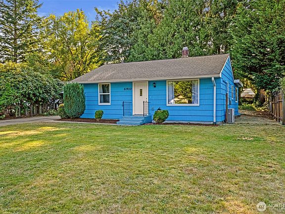 3rd image of 6910 Columbia Court