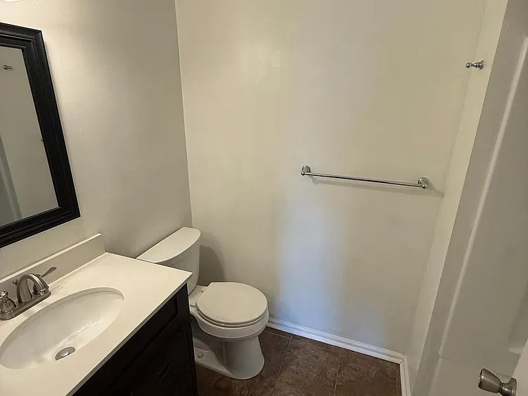 339 Georgia Ct — Photo 7